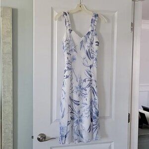 Connected Apparel Dress Size 6P - white and blue
